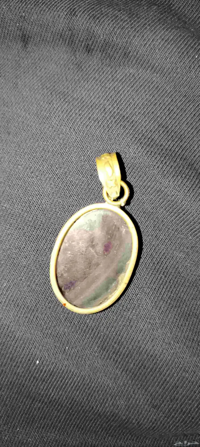 للبيع حجر كريم زمرد 1