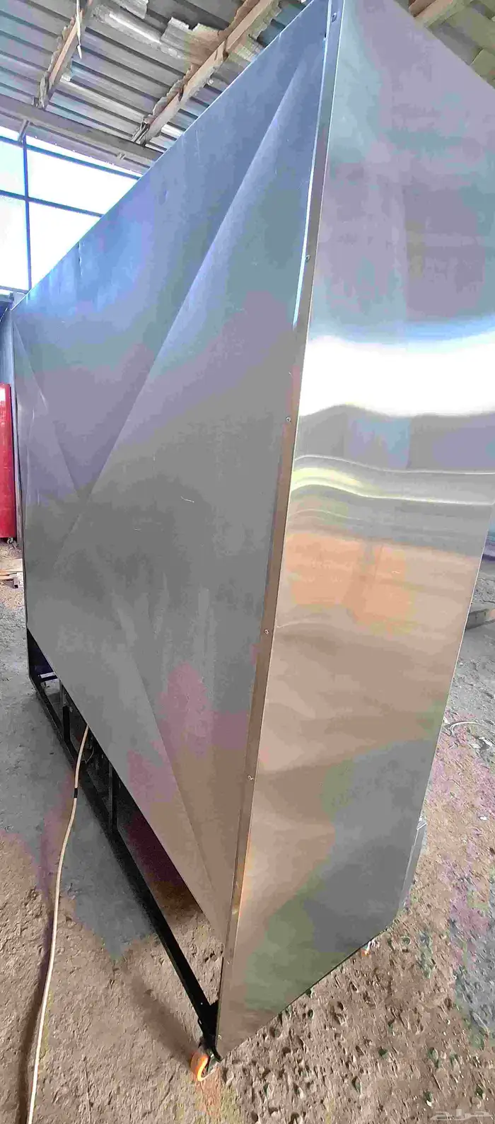 ثلاجة عرض لحوم ثلاث أبواب 5