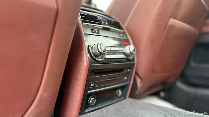 بي ام دبليو 740Li 2014 ( محول 2024 ) 38