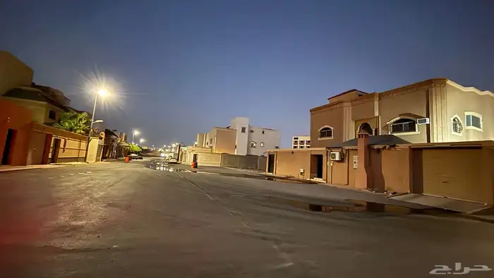 فيلا للبيع دورين مفصولات بريدة حي المنار 2