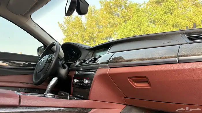 بي ام دبليو 740Li 2014 ( محول 2024 ) 47