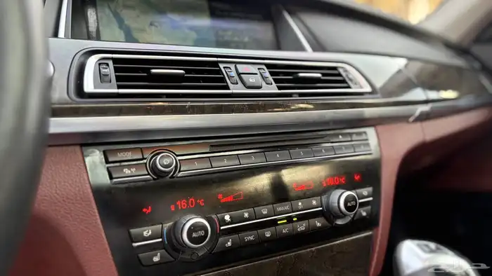 بي ام دبليو 740Li 2014 ( محول 2024 ) 28