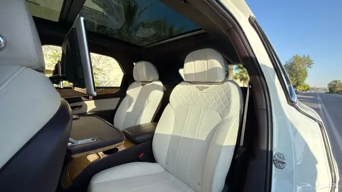 Bentley bentayga 2017 10