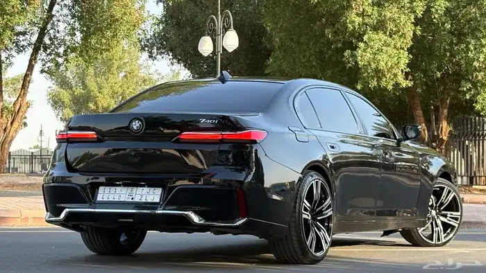 بي ام دبليو 740Li 2014 ( محول 2024 ) 12