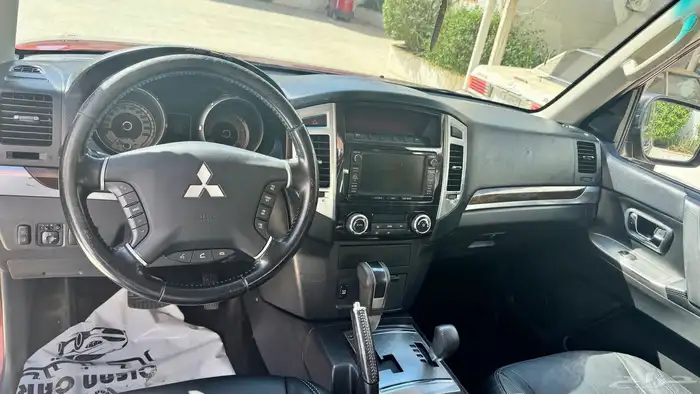 ميتسوبيشي باجيرو ربع 13