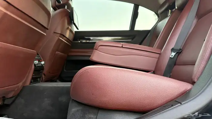 بي ام دبليو 740Li 2014 ( محول 2024 ) 32