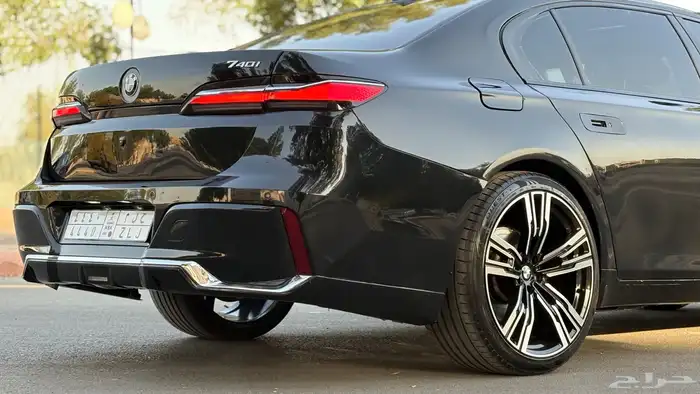 بي ام دبليو 740Li 2014 ( محول 2024 ) 14