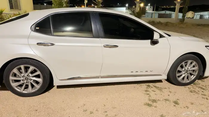 للبيع كامري 2022 فل كامل او البدل 5