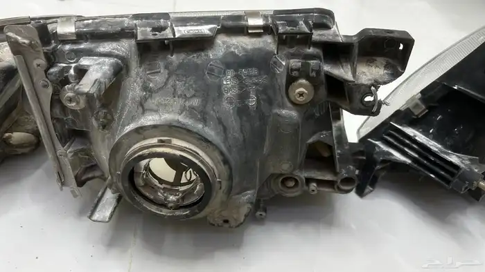 شمعات جيب نيسان سفاري موديل 99 0