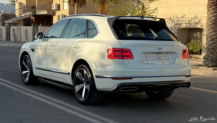 Bentley bentayga 2017 2