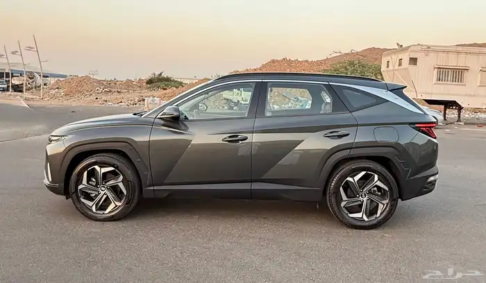 توسان 2022 - 1600cc اعلا مواصفات بدون بنورما وكاله للبيع 2