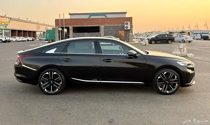 كيا K8 2022 ( بنزين ) فل كامل بدون بانوراما للبيع 7