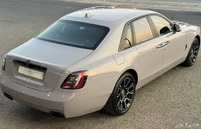 رولزرويس قوست 2023 - بلاك بادج - ضمان وصيانة مجانية 3