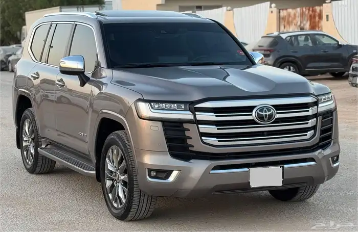 تويوتا فكسار اعلئ فئه 2023 بنزين 2 تيربو 2