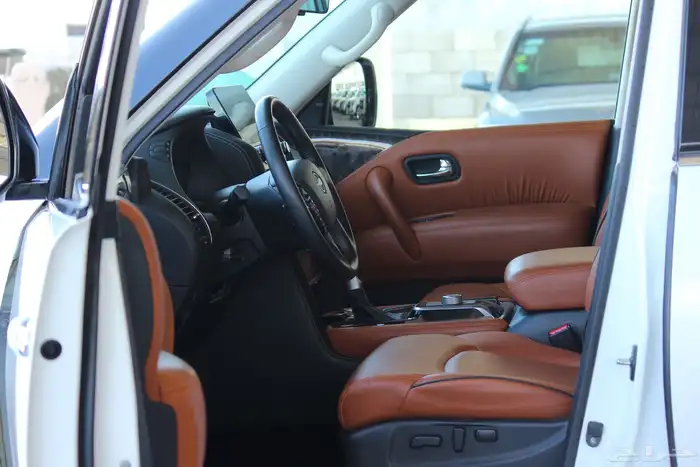 للبيع نيسان باترول تيتانيوم 2022 8