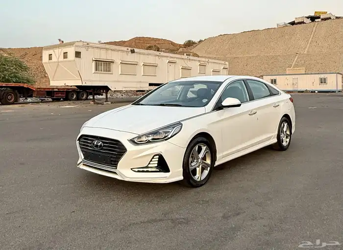 هيونداي سوناتا ( بنزين ) 2019 فل كامل بدون بانوراما 0