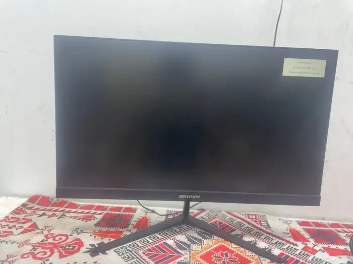 مفيه حجه ارني صمي 0
