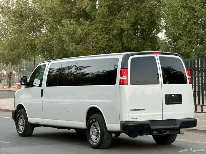 شفروليه إكسبرس موديل 2017 سعودي شاص طويل وزن 2500 فل 8