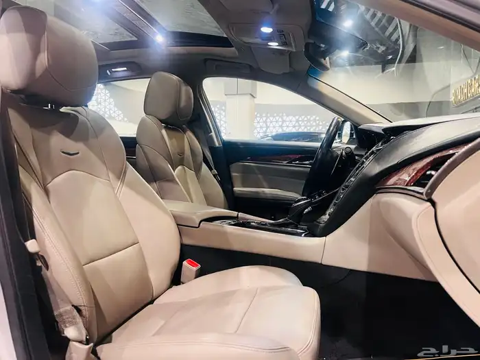 كاديلاك cts فل كامل 2019 (بحاله ممتازه) 8