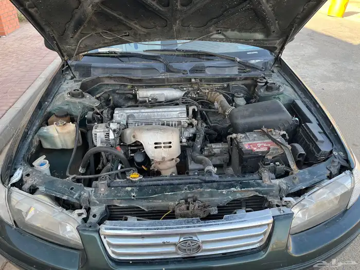 كامري للبيع مكينه وقير شرط 4