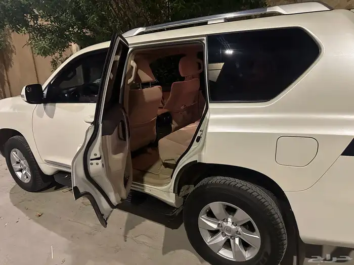 برادو لاندكروزر 2023 1