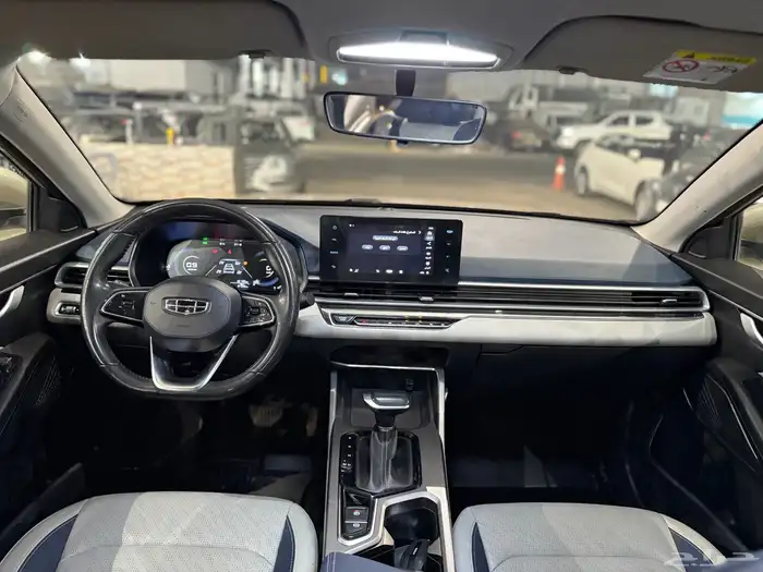 للبيع جيلي امحراند 7 موديل 2023 فل كامل . 16