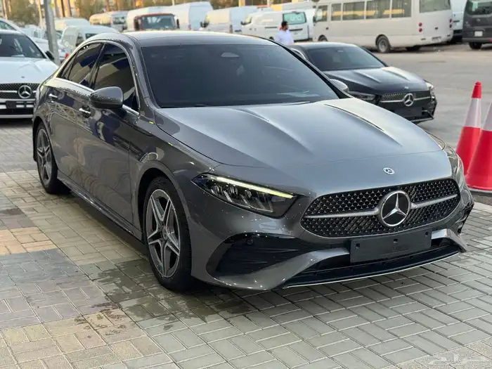 مرسيدس A200 2023 عداد 31 الف 1