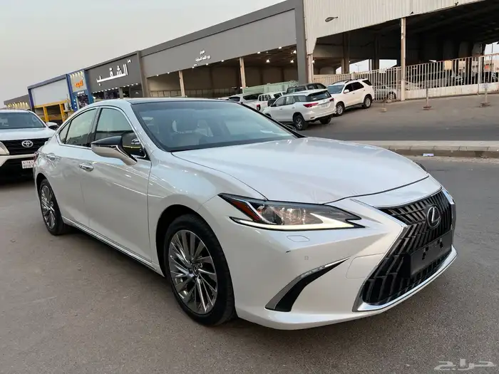 لكزس ES350 2024 CC بريمي فل كامل 1