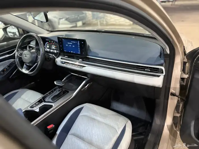 للبيع جيلي امحراند 7 موديل 2023 فل كامل . 12