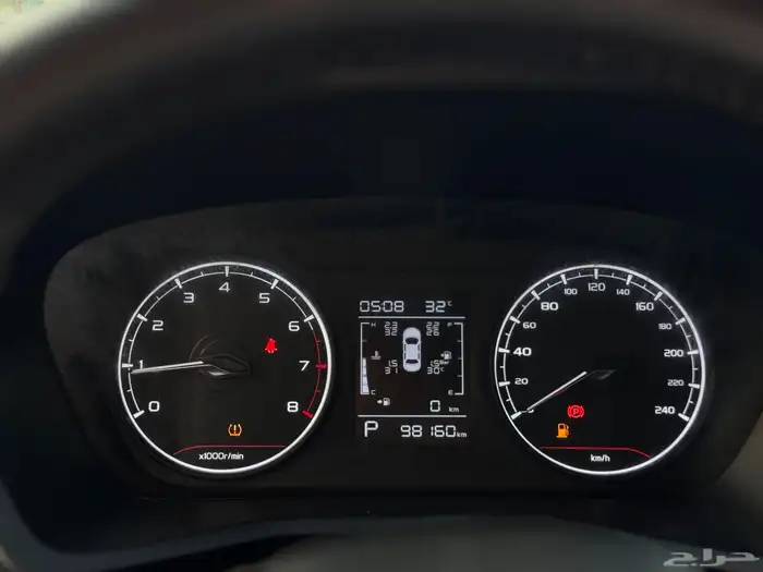 جيلي امجراند 2023 ابيض 11