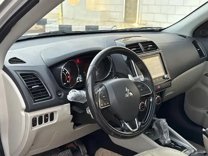 ميتسوبيشي ASX 2024 16