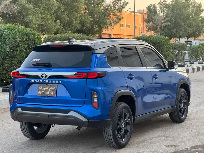 تويوتا أوربان كروزر 2024 GLX فل كامل 7