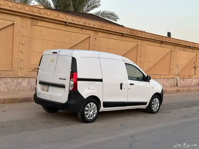 رينو دوكر فان 2016 نظيف للبيع 6