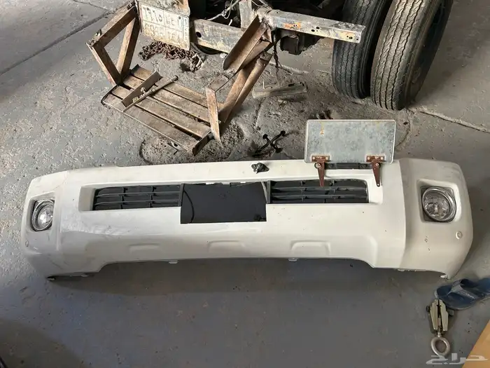 للبيع اغراض لاندكروزر 2014 تركب على عدة موديلات 10