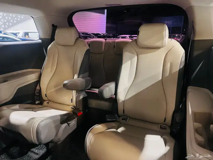 كيا كارنيفال 2021 (( بحالة ممتازة )) 6