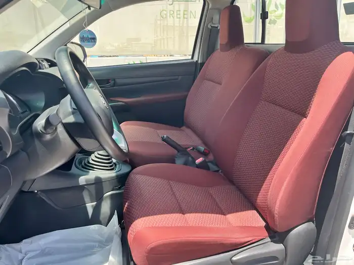 تويوتا هايلوكس غماره بنزين موديل 2022 11