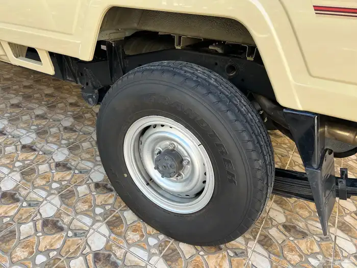 جيب شاص المديل 2009 مخزن بريمي سلق 11 ريشه ونش دفلوك 16