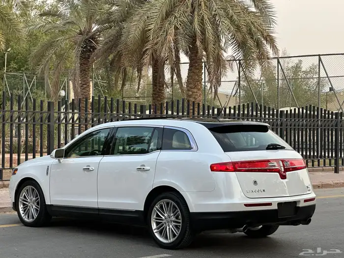 لينكون MKT موديل 2013 فل كامل 15
