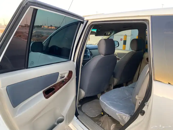 انوفا 2012 مالك واحد من الوكاله 13