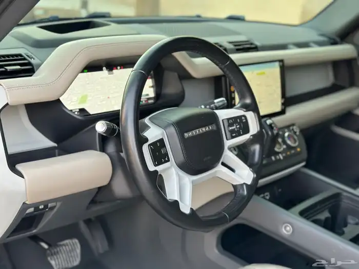 ديفندر 6 سلندر 2022 تحت الضمان HSE ( تم البيع ) 18