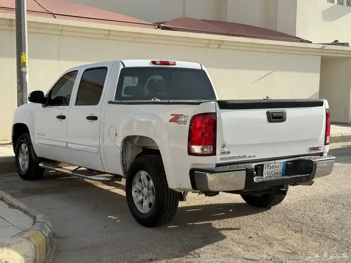 سييرا غمارتين 2011 z71 2