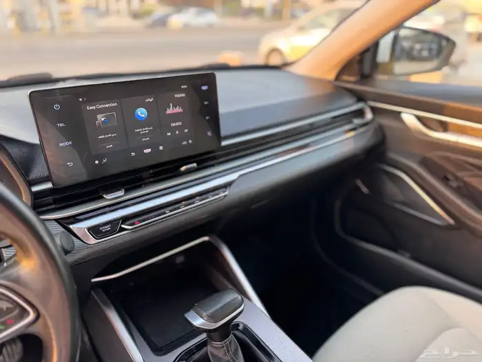 جيلي امجراند 2023 ابيض 10