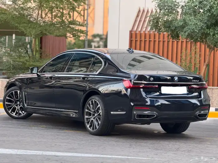 بي ام 740i 2021 ضمان وصيانه 5