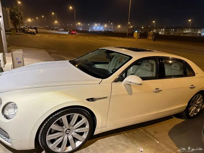 للبيع بنتلي فلاينج سبير 2014 0