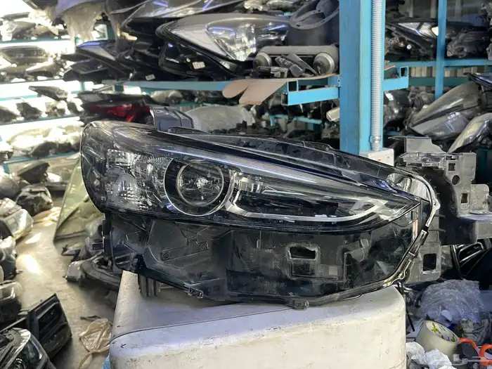 قطع مازدا مستعمل 11