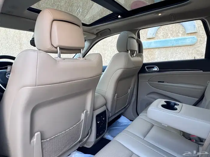 جيب شيروكي لميتد 2021 29