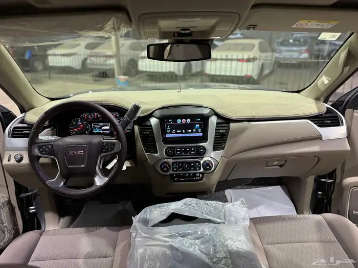 يوكن 2020 SLE عداد 70 الف كم . 8