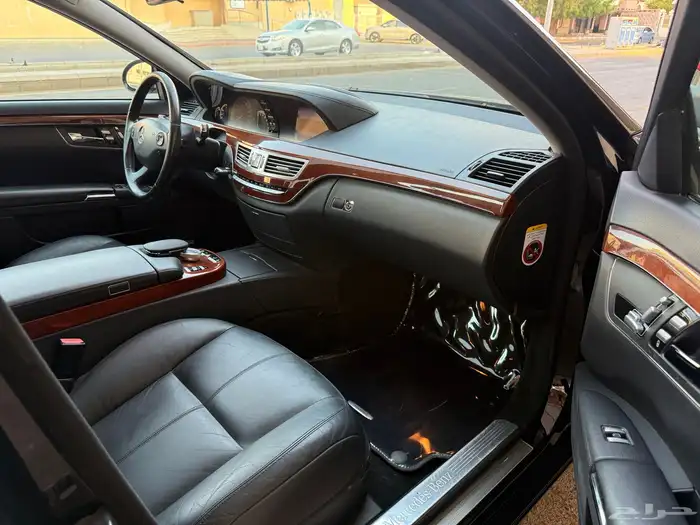 مرسيدس بانوراما 2008 عداد 126 الف لايوجد رش 9