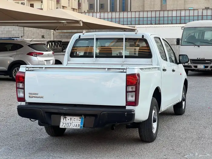 ايسوزو ديماكس موديل 2015 ديزل تيربو 10