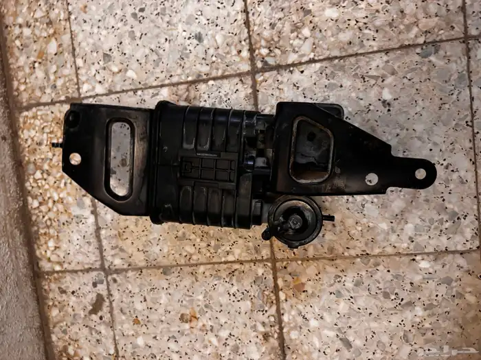 علبة كانستر خلفيه اوريون وتركب على الكامري من 2007الى 2011 3